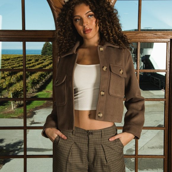 Harlow Cassidy Shirt Jacket NEW brown cropped shacket medium women's sweater - Picture 1 of 13